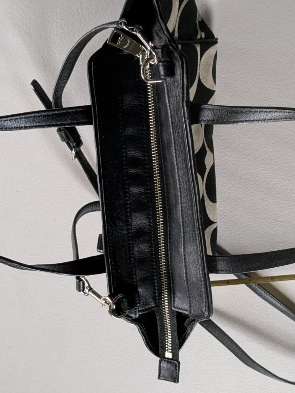 Coach small crossbody bag - Picture 3 of 9